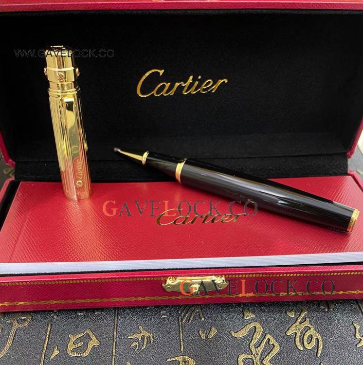 AAA+ Copy Cartier Santos de Gold Vertical Cap Rollerball Pen